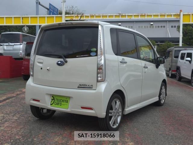 Subaru STELLA 2013-10 8686640-1