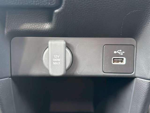 Honda e 2022-07 2318805-9