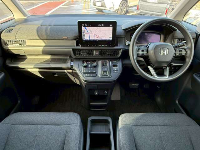 Honda e 2022-07 2318805-10