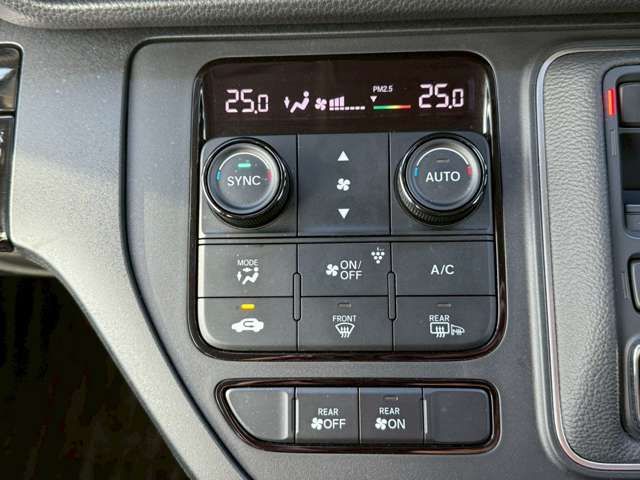 Honda e 2022-07 2318805-8