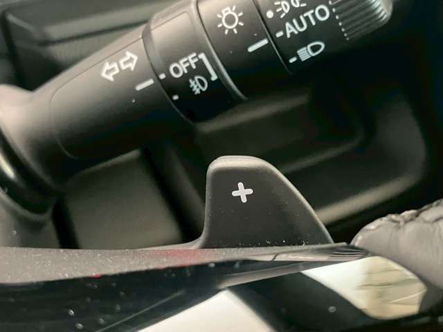 Honda e 2023-07 2216760-7