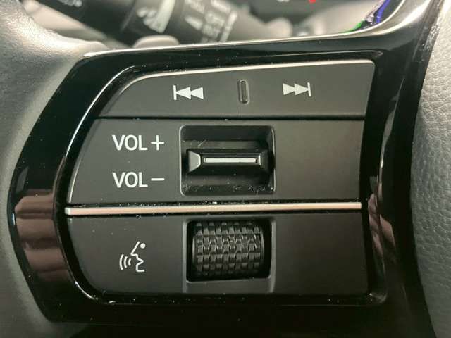 Honda e 2023-07 2216760-8