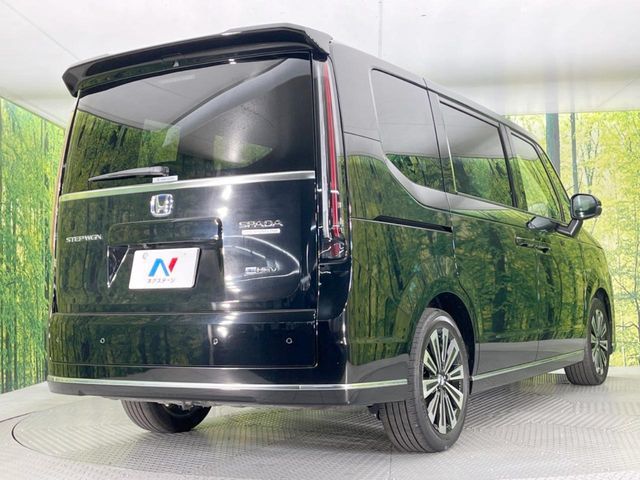 Honda e 2023-09 3684552-17