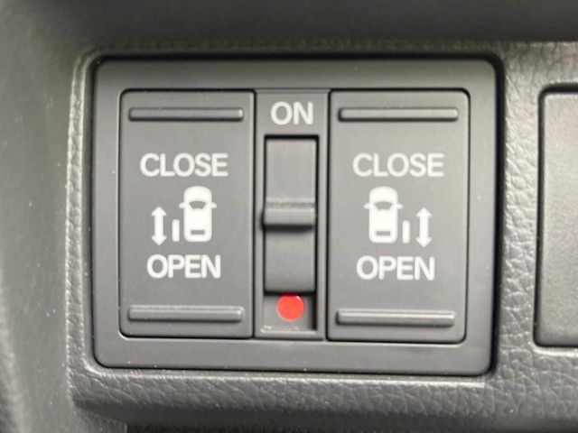 Honda e 2023-09 3684552-3