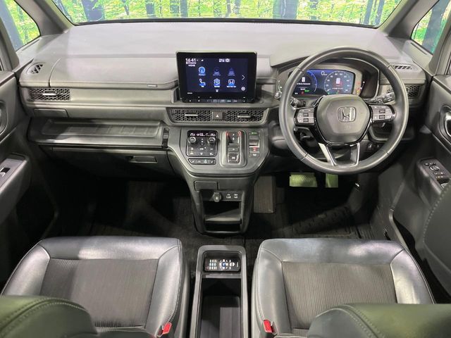 Honda e 2023-08 3777385-1