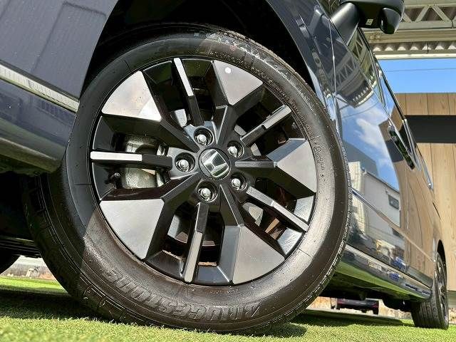 Honda e 2022-12 3910304-19