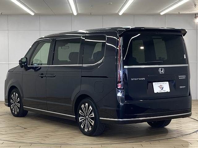 Honda e 2022-11 4424199-15