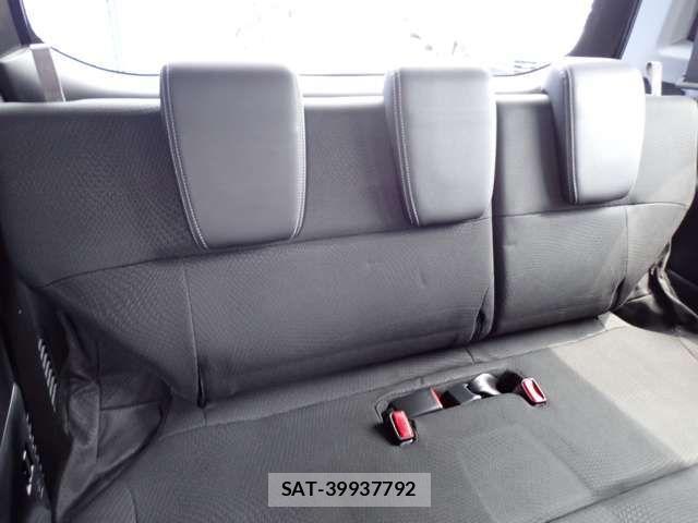 Honda e 2012-06 1325240-11