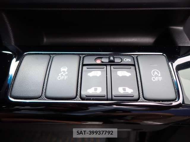 Honda e 2012-06 1325240-14