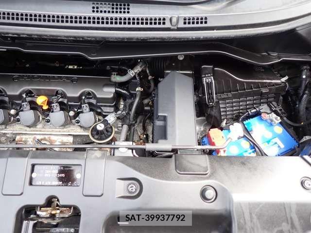 Honda e 2012-06 1325240-19