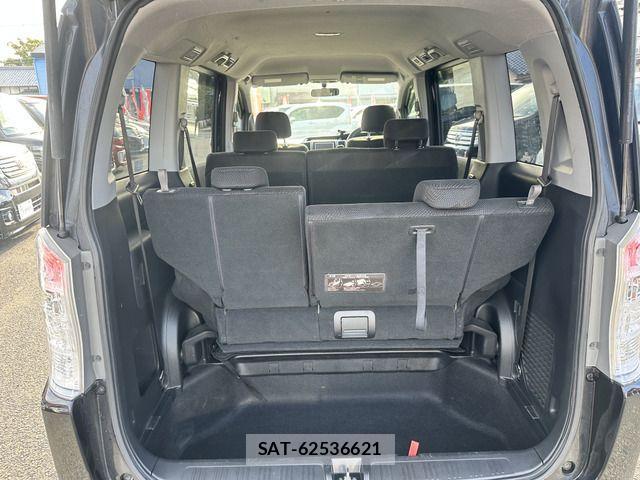 Honda e 2009-11 1367093-15