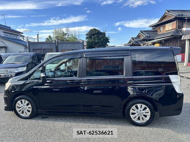 Honda e 2009-11 1367093-4