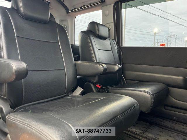 Honda e 2014-03 1415049-9