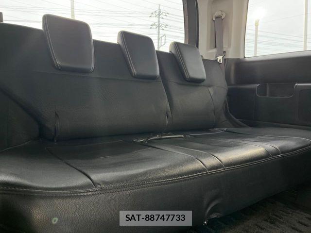 Honda e 2014-03 1415049-10