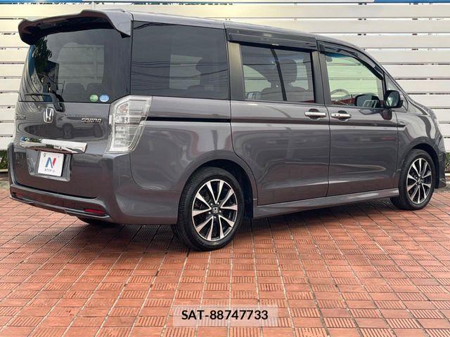 Honda e 2014-03 1415049-18