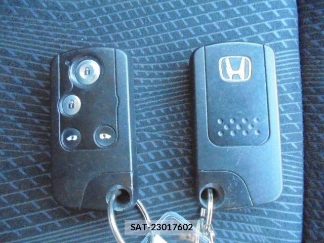 Honda e 2010-09 2005018-25