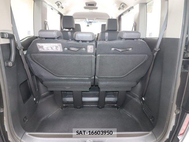 Honda e 2015-08 2831430-11