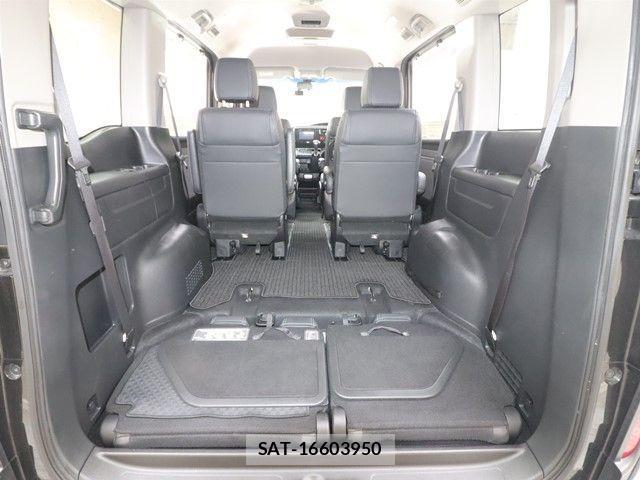 Honda e 2015-08 2831430-13