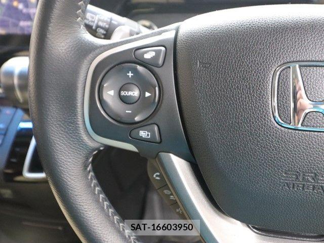 Honda e 2015-08 2831430-20