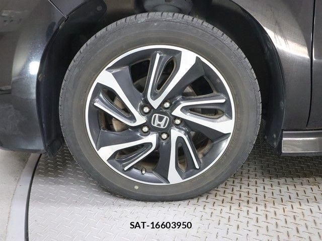 Honda e 2015-08 2831430-26