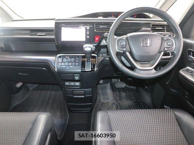 Honda e 2015-08 2831430-2