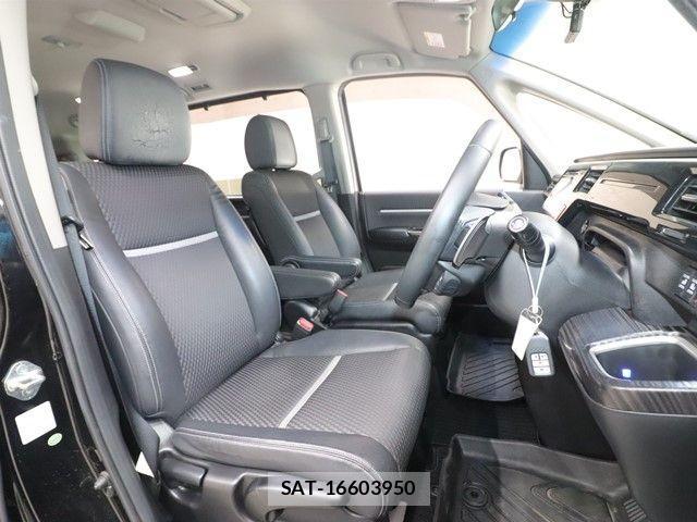 Honda e 2015-08 2831430-3