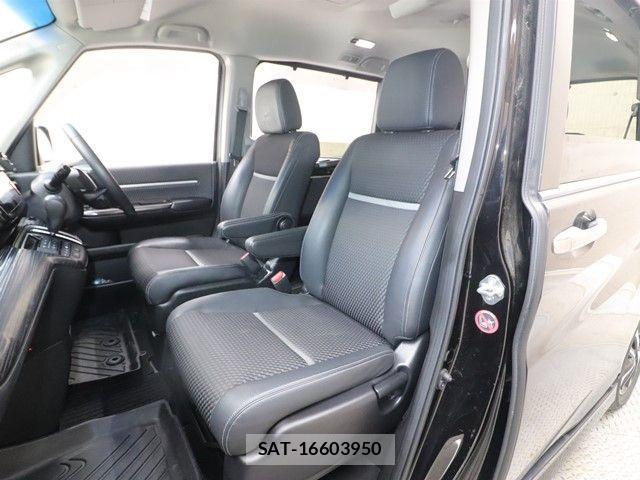 Honda e 2015-08 2831430-7