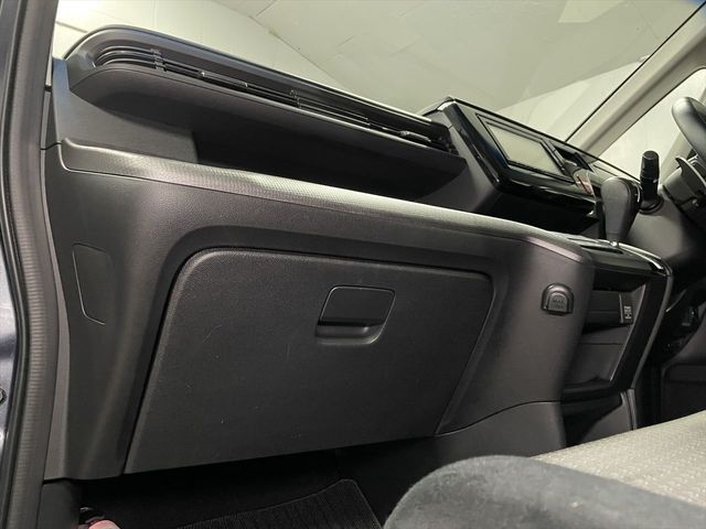 Honda e 2016-06 3684633-19