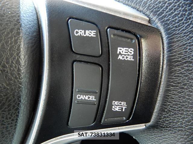 Honda e 2012-10 3936029-13