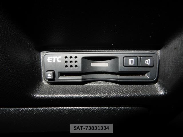 Honda e 2012-10 3936029-16