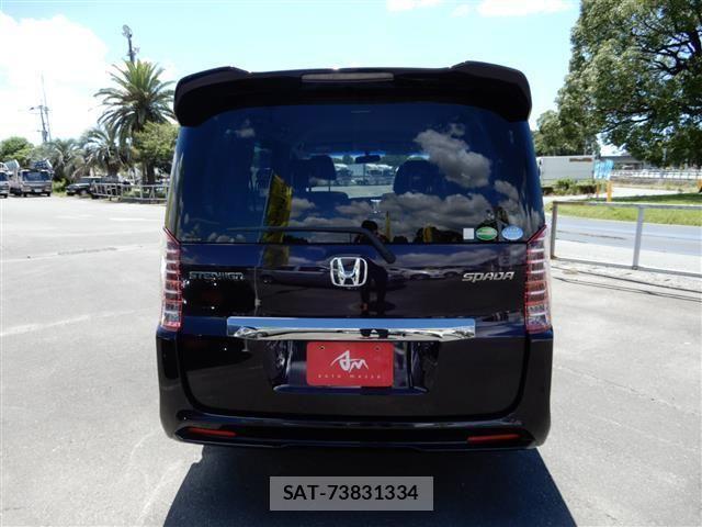 Honda e 2012-10 3936029-3