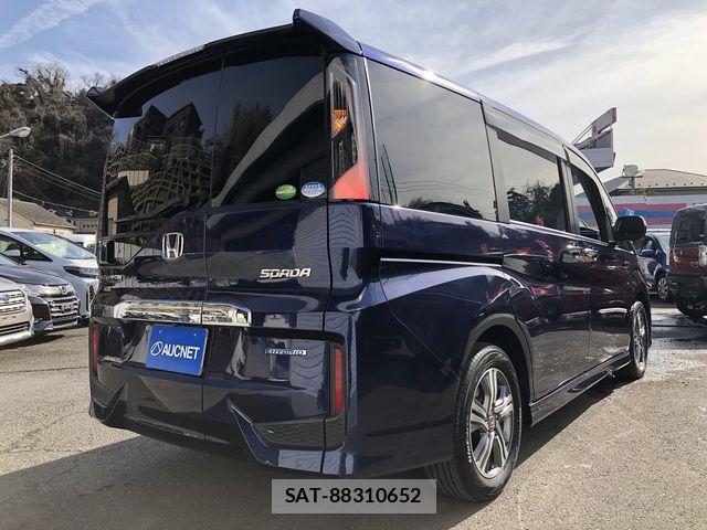 Honda e 2018-10 2320228-2
