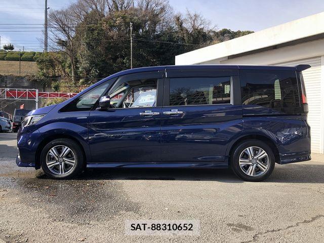Honda e 2018-10 2320228-6