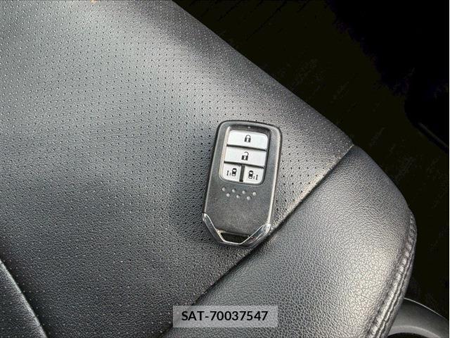 Honda e 2021-11 3388404-29