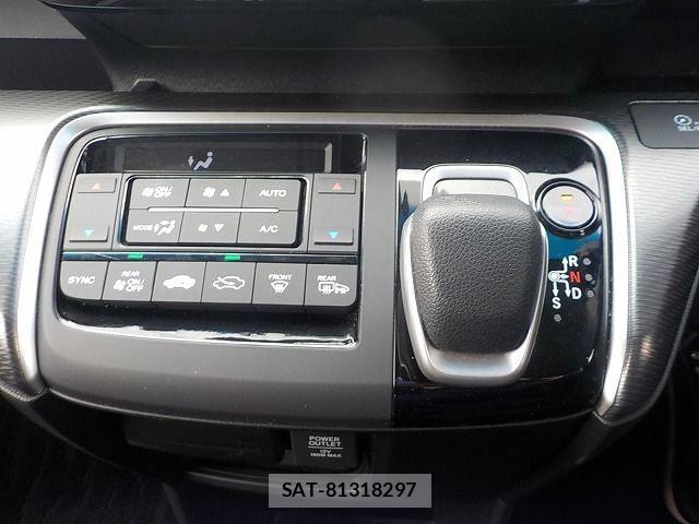Honda e 2020-11 3910349-18