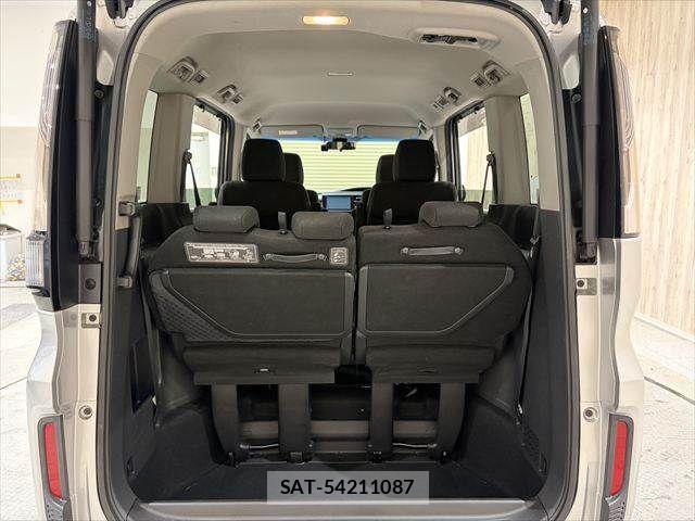Honda e 2017-11 4331618-9