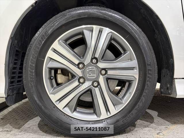 Honda e 2017-11 4331618-13