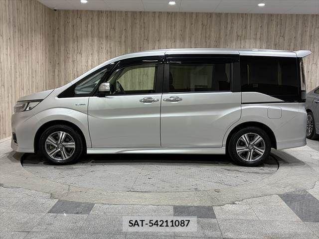 Honda e 2017-11 4331618-20