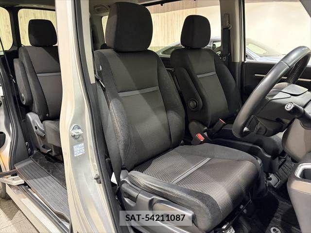 Honda e 2017-11 4331618-6