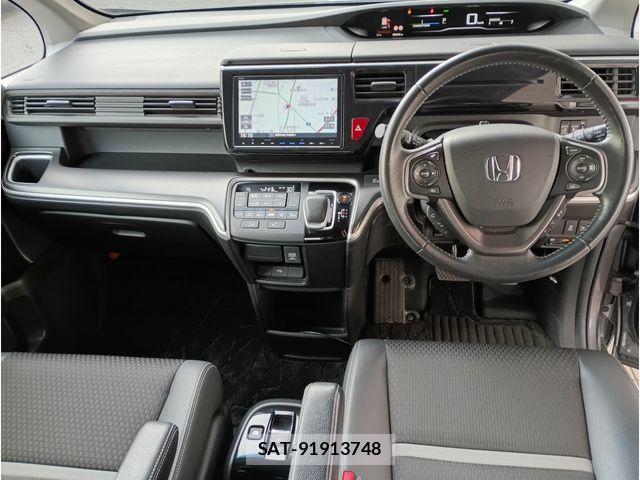 Honda e 2017-11 4331615-1
