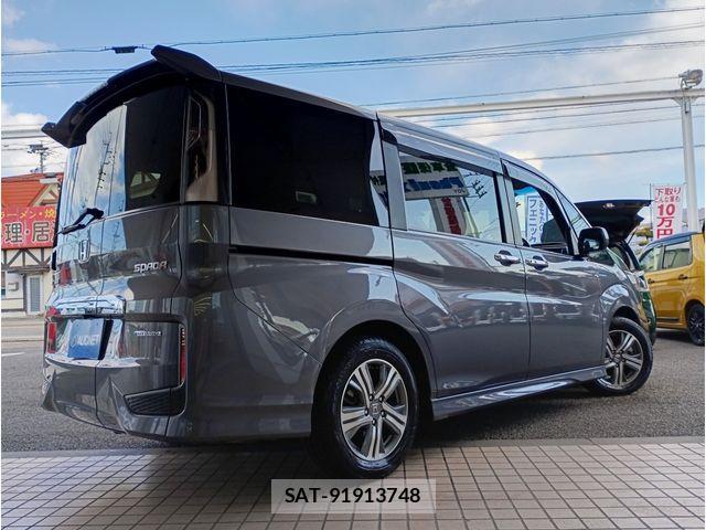 Honda e 2017-11 4331615-2