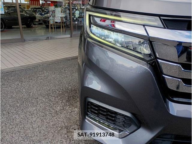 Honda e 2017-11 4331615-4
