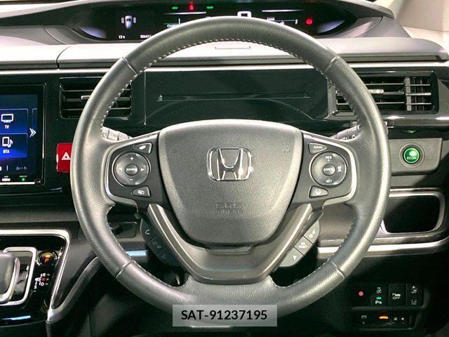 Honda e 2019-01 4424243-12