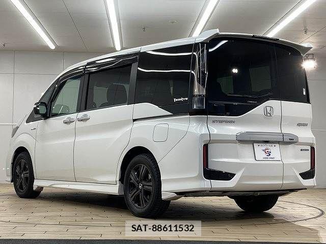 Honda e 2019-09 4424248-15
