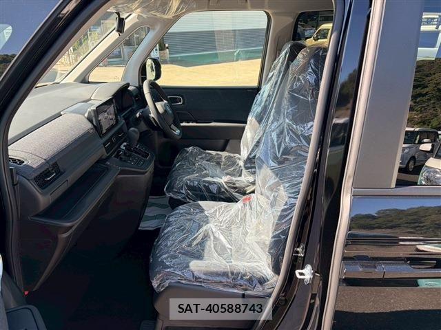 Honda STEP WGN 2025-08 3777550-2