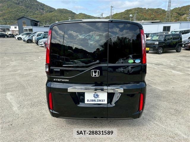Honda STEP WGN 2016-03 4177456-13