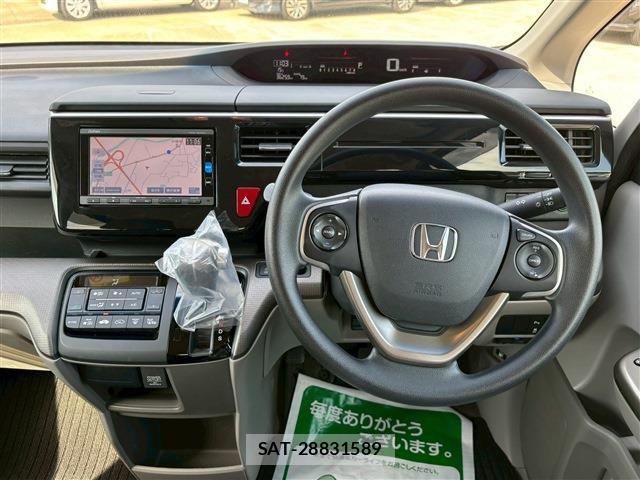 Honda STEP WGN 2016-03 4177456-22