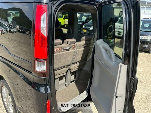 Honda STEP WGN 2016-03 4177456-8