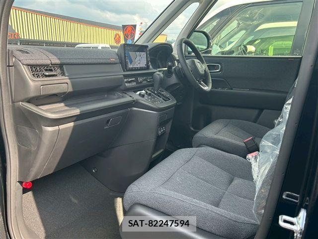 Honda STEP WGN 2025-06 4243781-12