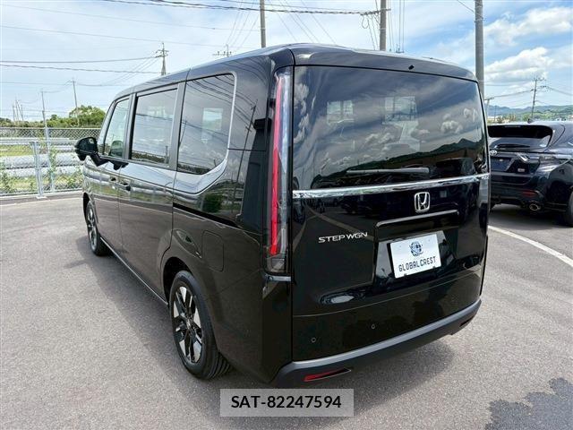 Honda STEP WGN 2025-06 4243781-8